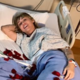Miley Cyrus po operaciji družbo delal tudi Cody Simpson