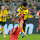 Bayern vodil 2:0, Borussia pa v izdihljajih tekme izenačila