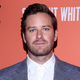 Armie Hammer v prvem intervjuju po obtožbah: Bil sem spolno zlorabljen