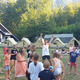 Letovanja: piščanec 'na gori', pohod s smučarsko čelado in slap sredi morja