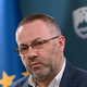 8. marec zahteva odstop Loredana: Minister je pozabil na stiske ljudi