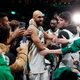 Boston se je poigraval z Golden Statom, 31 skokov Nurkića