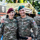 Udobna trenirka in ljubezen v uniformi
