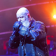 Pevec skupine Judas Priest sporočil, da je rak še vedno v mirovanju