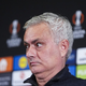 Mourinho med dolgovezenjem novinarja skoraj zaspal