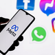 Z vašimi objavami na Facebooku in Instagramu bodo trenirali umetno inteligenco