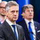 Opozicija: Vlada je prišla do roba. Koalicija: Pripravljamo se na drugi mandat