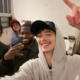 Timothée Chalamet raje kot s Kylie Jenner na Met Gali s prijatelji gledal tekmo