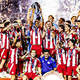 V Pireju je 'gorelo': Olympiakos z zmago na derbiju potrdil naslov grškega prvaka