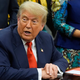 Trump slavi zmago: kongres potrdil 'veliki čudoviti zakon'