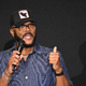 Milijarder Tyler Perry odpustil teto in finančno odrezal družinske člane
