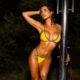 Sanjska Laura pozirala v bikiniju
