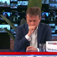 Minister, ki je doživel možgansko kap, pri zavesti, a ima težave z govorom