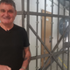 Vitez, ki se trudi spreobrniti zaprte