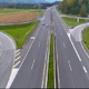 Na gorenjski avtocesti trčil v ograjo in avtobus