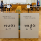 Politične stranke na delu: kakšni so načrti za volitve in kdo koga kam vabi?