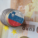 Politika in delodajalci glede božičnice na okopih, kaj pa pravijo volivci?