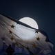 Od kaosa na Zemlji do rudnikov na Luni, EU se ozira v vesolje