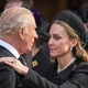 Kralj Karel III. in princesa Catherine naj bi zaradi bolezni okrepila medsebojno vez