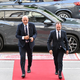 Nov premier, star sistem varovanja