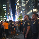Kaos, nasilje in jeza: besni navijači opustošili ulice v New Yorku