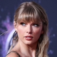 Taylor Swift napisala pesem za Svet igrač 5