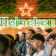 Heineken je skupaj s pravimi navijači ogrel Pogačarjev trg