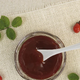 Kako pripraviti najboljšo šipkovo marmelado? Nutricionistka razkriva slasten recept brez sladkorja in konzervansov