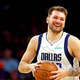 VIDEO: V tem avtomobilu se Luka Dončić ta hip vozi po Ljubljani! (In ta ni edini)