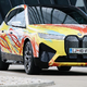 Spoznajte mladega umetnika in njegov projekt, s katerim se je ob pomoči BMW-ja postavil ob bok Andyju Warholu in drugim legendarnim umetnikom
