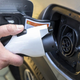 Spodbude za električne avtomobile: kje dajo več in kje sploh nič?