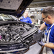 Volkswagen bi lahko v svoji najpomembnejši tovarni proizvodnjo skrčil le na štiri dni v tednu - idejo so že predstavili zaposlenim