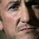 Sean Penn mesece na Haitiju delil hrano in zdravila!