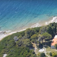Najbolj skrivnosten otok na Jadranu: nanj smejo stopiti le redki izbranci, turistom vstop strogo prepovedan (VIDEO)