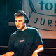 Ta mlad slovenski DJ z več kot 10 milijoni streamov osvaja svetovno elektroniko – zdaj izdaja hit še s Sony France!