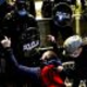 Anketa: Več kot 73 odstotkov vprašanih meni, da bi morali kršitelje ukrepov za zajezitev covid-19 kaznovati!