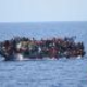 Italijanski trajekt prevzel rešene migrante, nemška vlada pa nevladne organizacije poziva k prenehanju »reševalnih« operacij