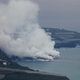 Na otoku La Palma lava dosegla morje