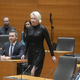 Ana Roš obdaruje s kamni, Basi pozabi zaobljube, Urška Klakočar Zupančič se ne bo vozila s kočijo