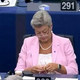 Komisarka Johansson: Med prazniki velika nevarnost za teroristične napade v Evropi