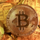 Bitcoin podira zgodovinski rekord