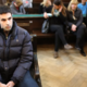 Obsojeni za poskus umora pobegnil in poškodoval paznika