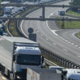 Na dolenjski avtocesti zanuda 20 minut, zastoji tudi drugod