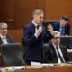 Poslanci o preklicu referenduma predvidoma v petek