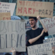 Zelenski tarča kritik doma in na tujem