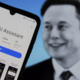 Muskov klepetalni robot Grok hvalil Hitlerja, podjetje se je opravičilo