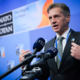 Premier o obrambnih referendumih danes s koalicijskimi partnerji