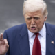 Statistika kaže krčenje gospodarstva, Trump odpustil šefico statistikov