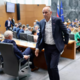 Rejtingi strank v primežu poletnega mrtvila