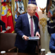 Trump Sorosa obtožuje podpore nasilnih protestov